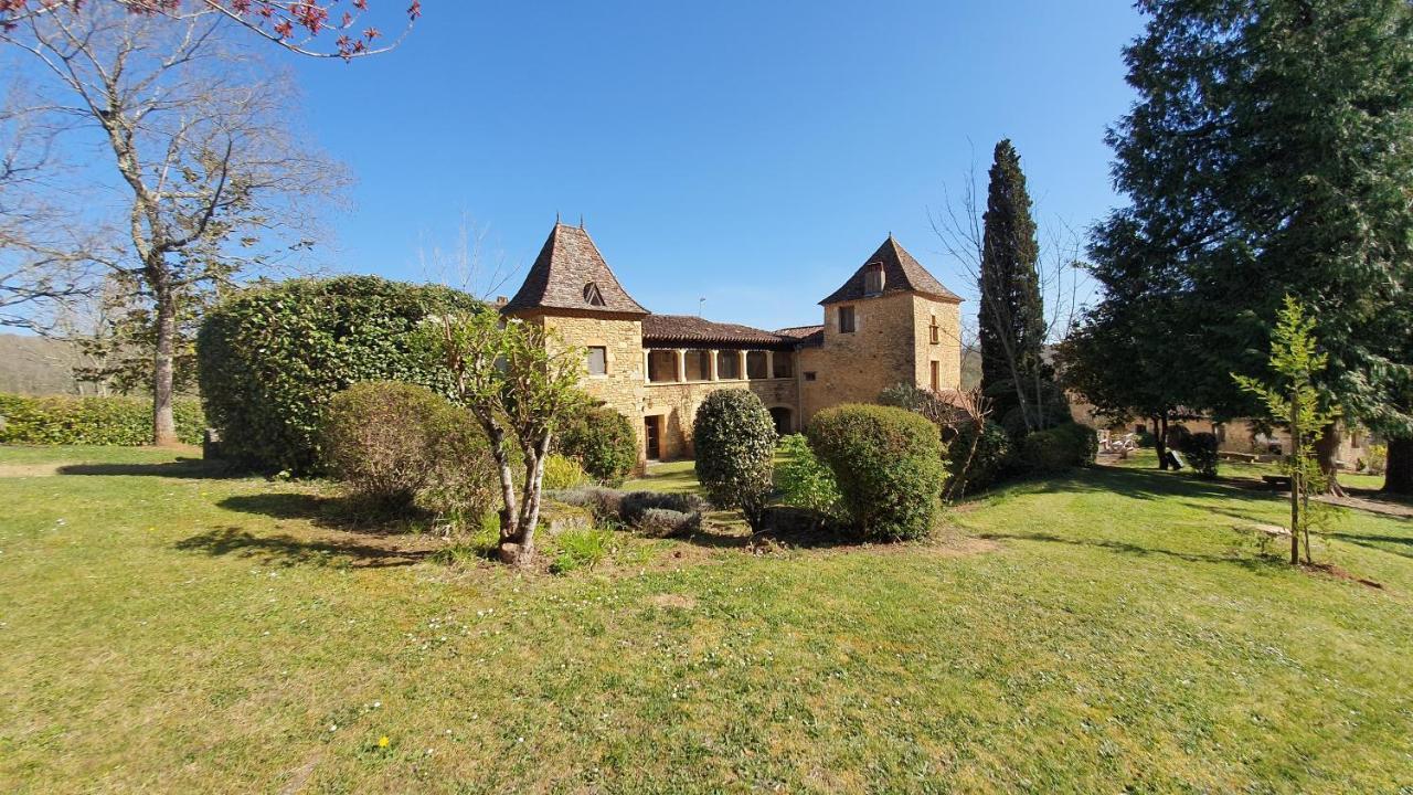 Hotel Domaine Du Cardou Puy-lʼÉvêque Exterior foto